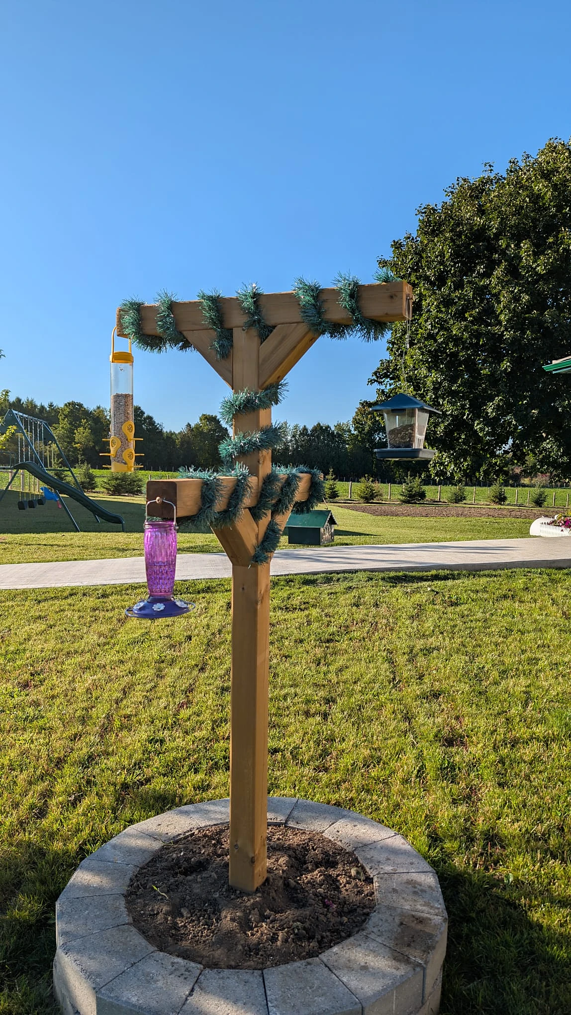 Bird-feeder stand